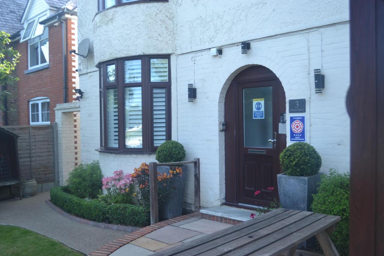 Harriet House B&B Canterbury Exteriör bild