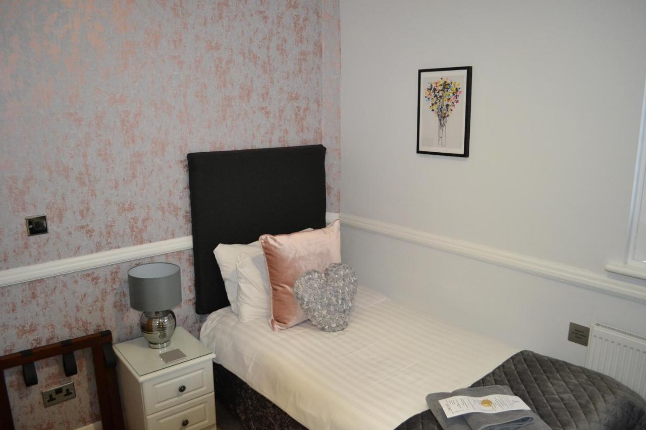 Harriet House B&B Canterbury Exteriör bild